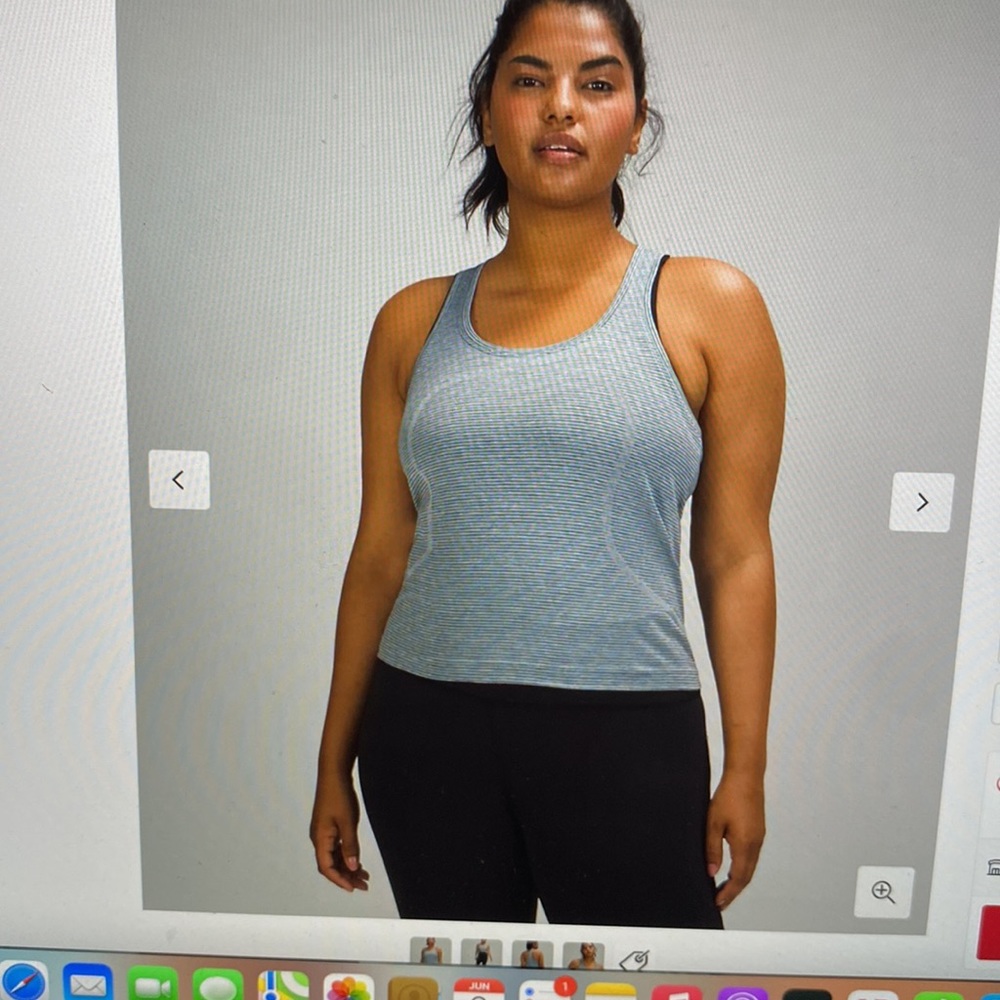 Swiftly Tech Racerback Tank Top 2.0 in Light Blue/ Grey